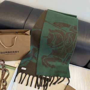 Burberry Shawl - view 10