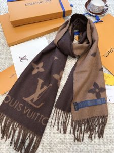 Shawl - view 5
