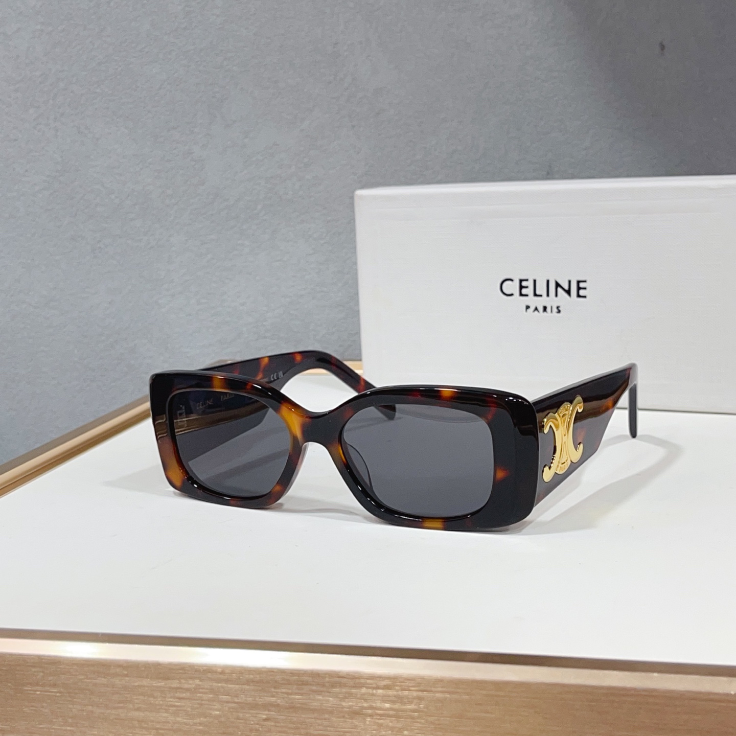 Sunglasses - view 4
