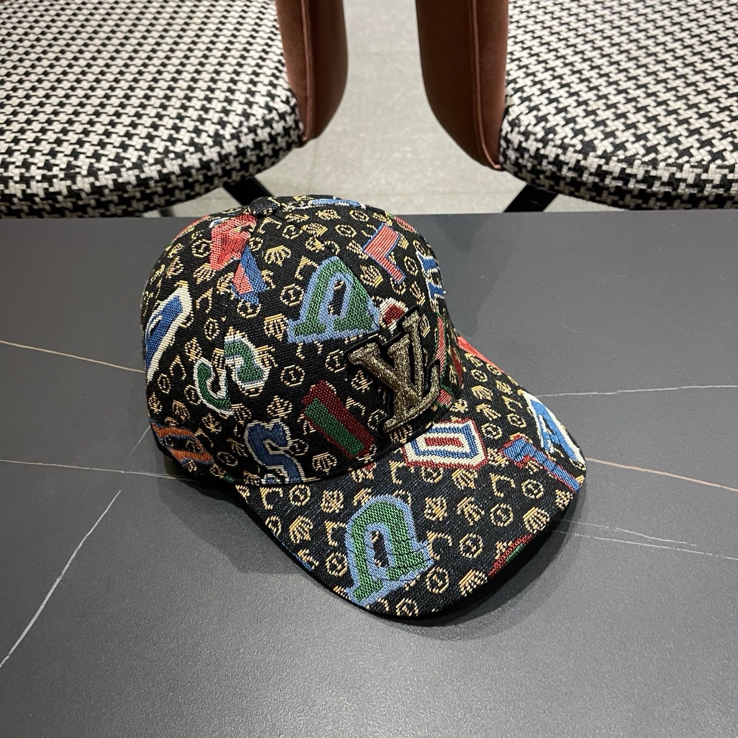 Louis Vuitton Baseball Cap - view 3