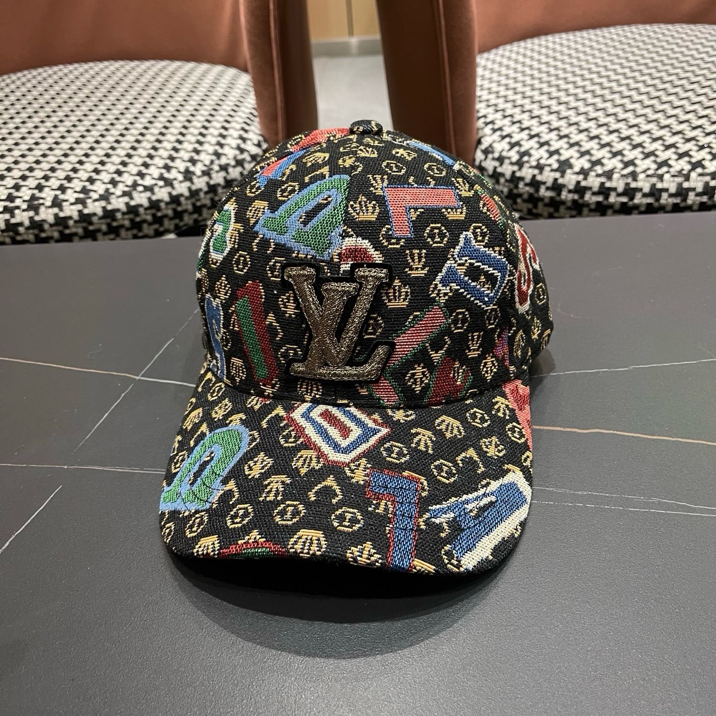 Louis Vuitton Baseball Cap - view 4