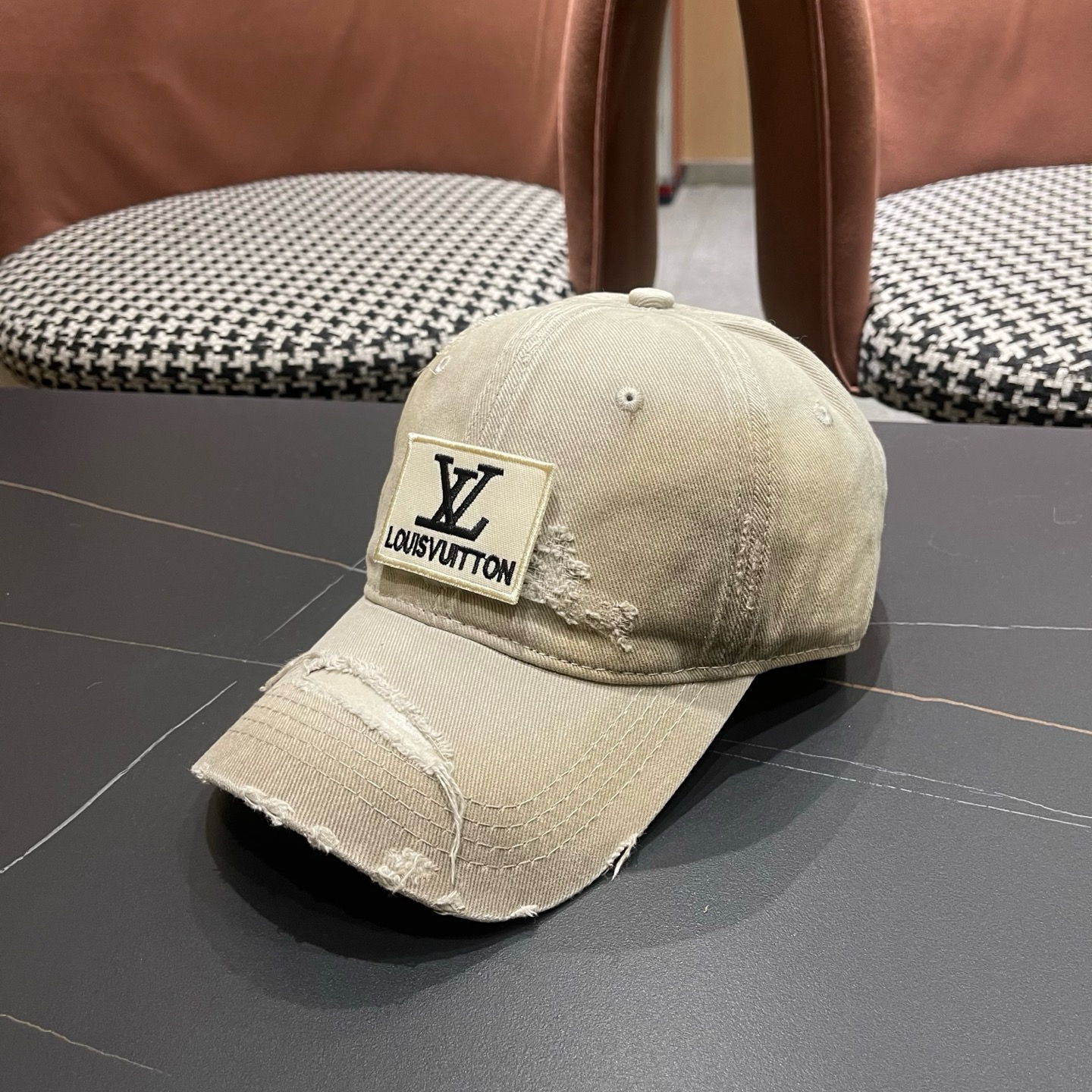 Louis Vuitton Baseball Cap - view 3