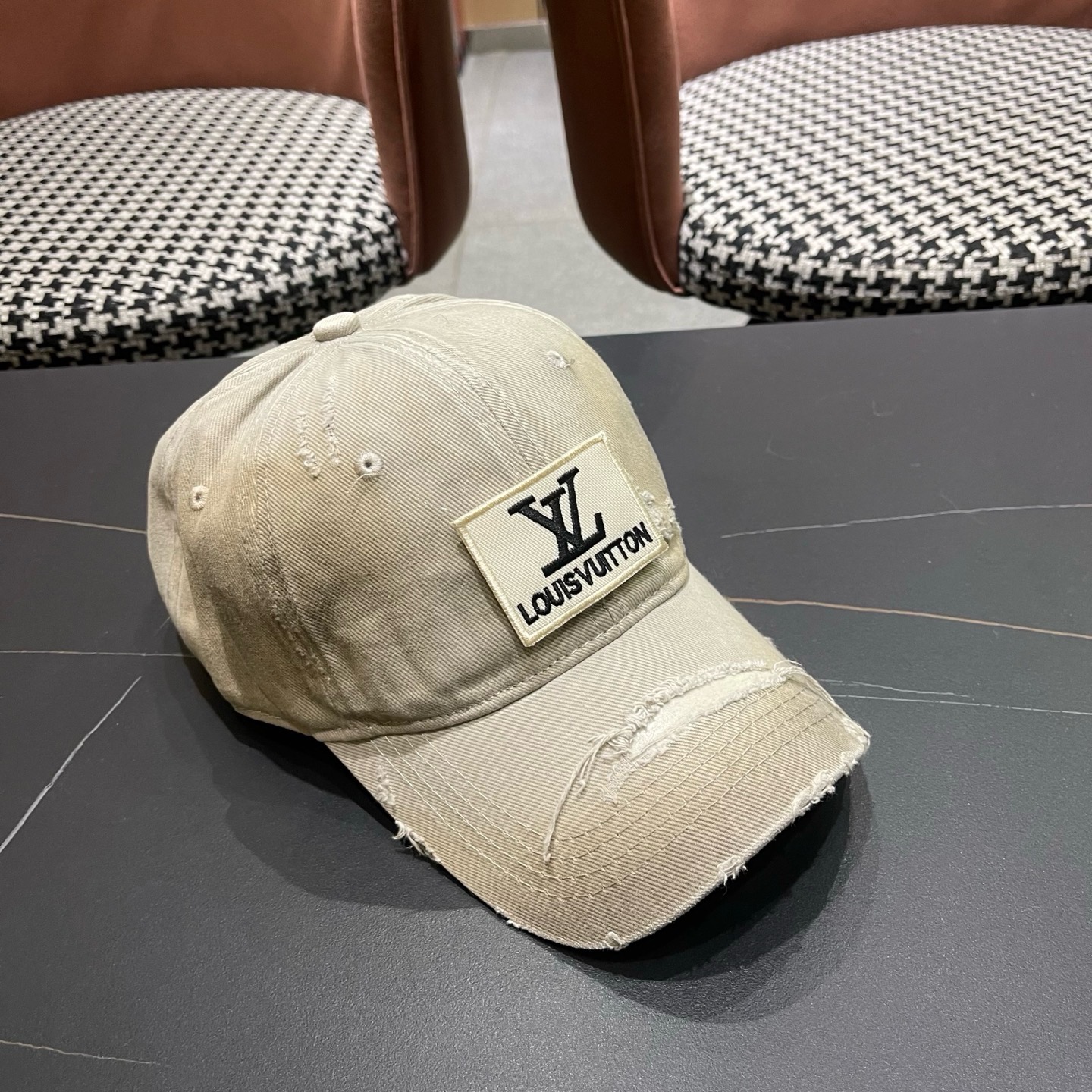 Louis Vuitton Baseball Cap - view 4
