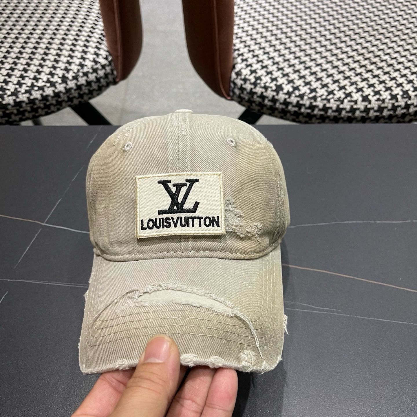 Louis Vuitton Baseball Cap - view 7