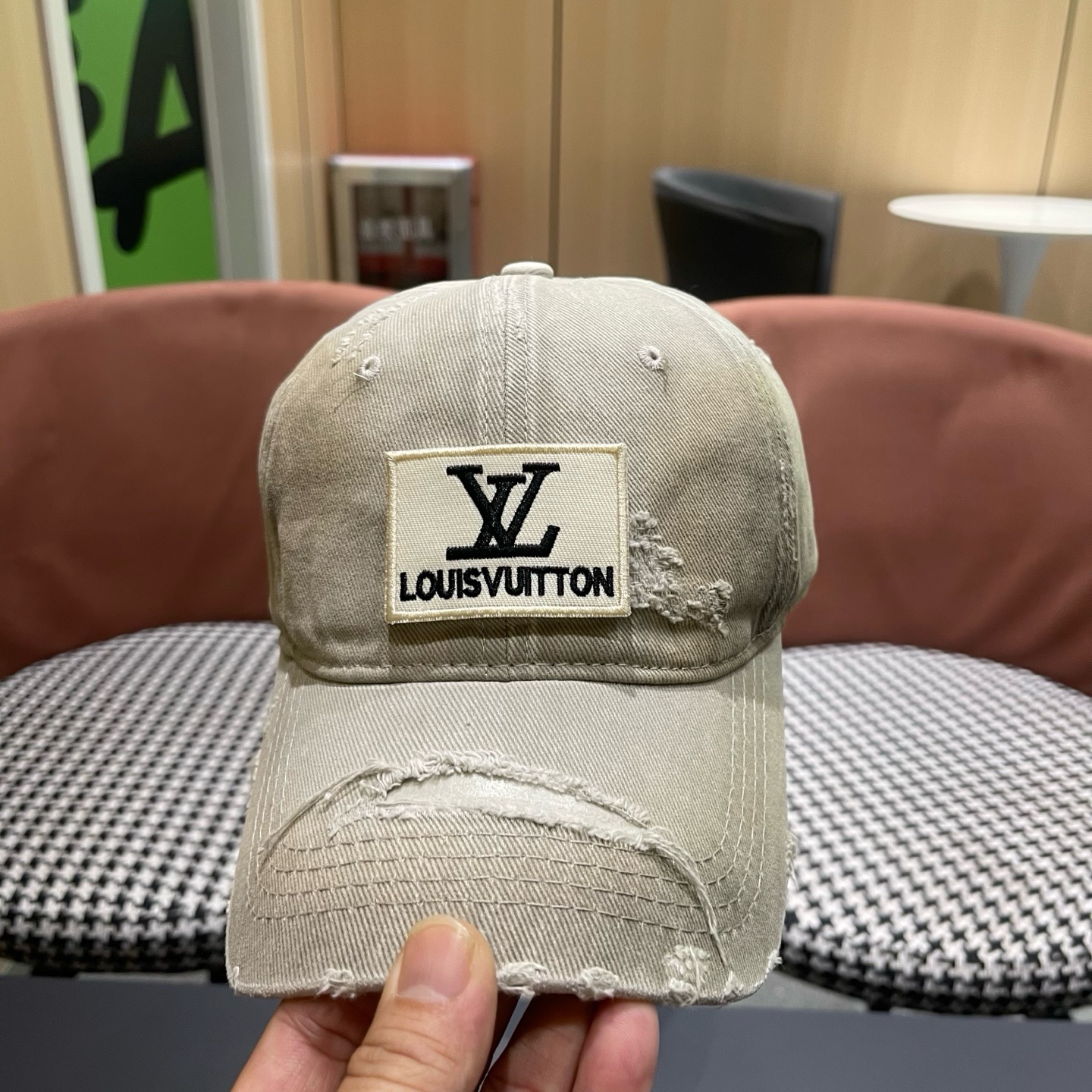 Louis Vuitton Baseball Cap - view 8