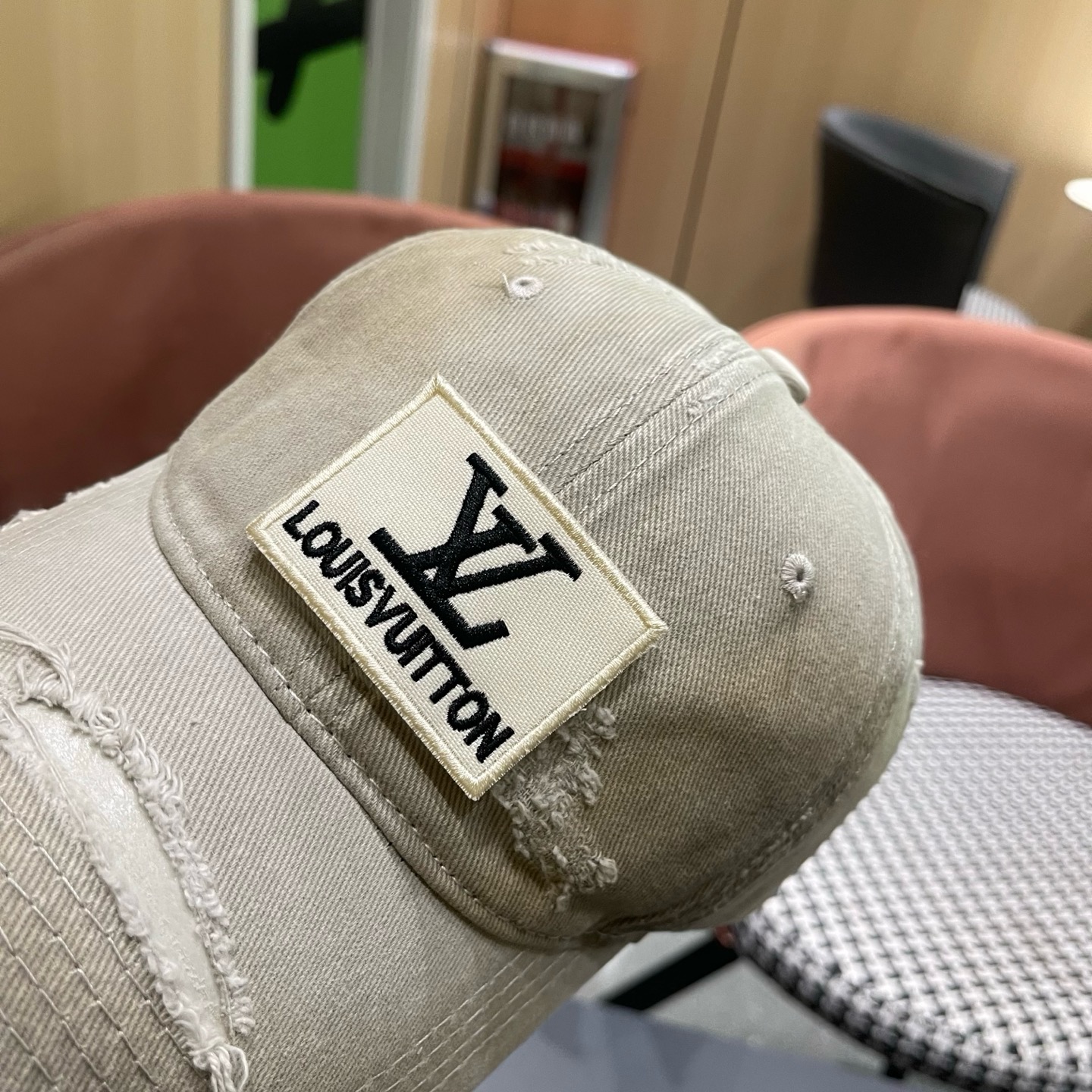 Louis Vuitton Baseball Cap - view 9