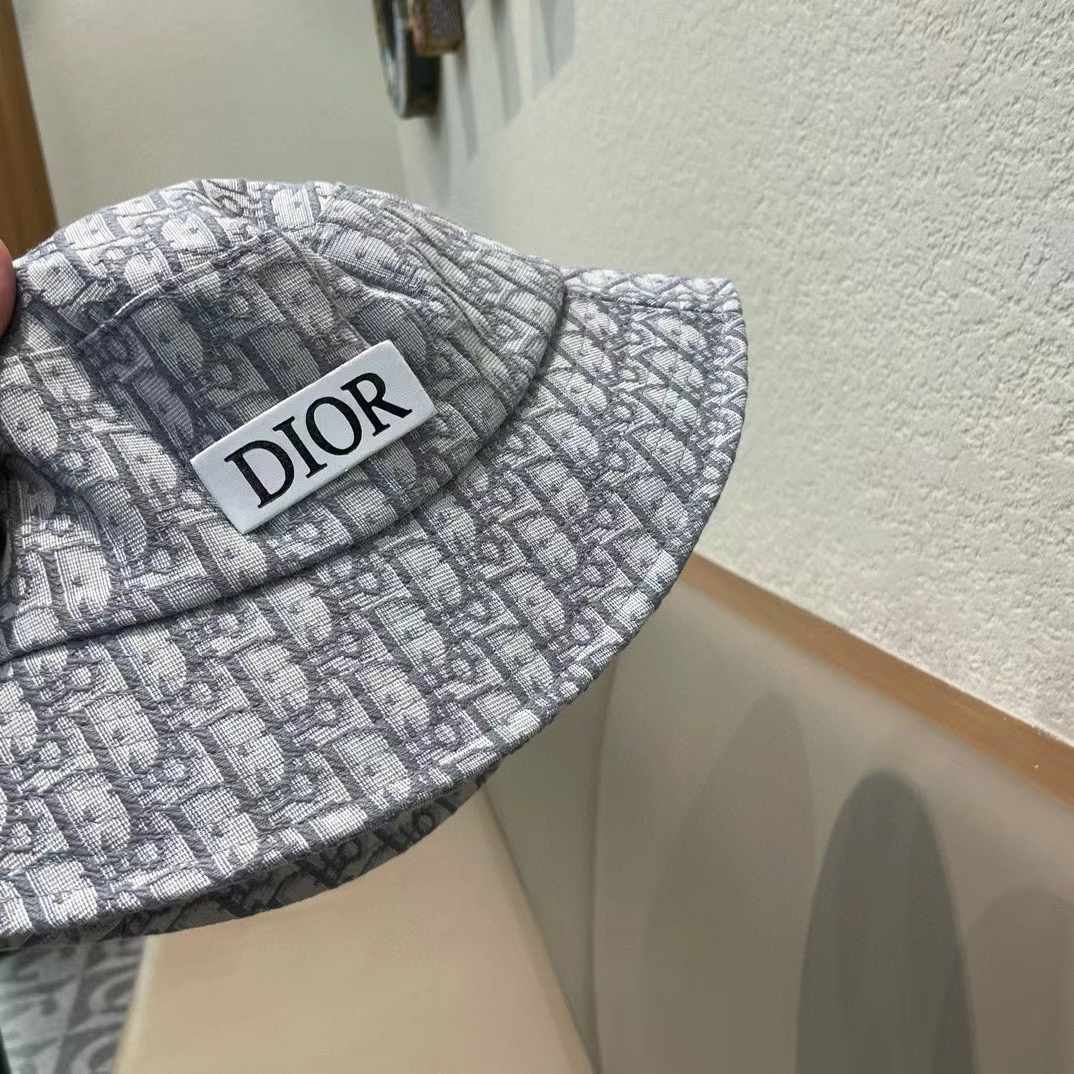 Dior Bucket Hat - view 9