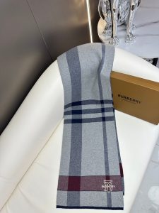 Burberry Scarf - view 4