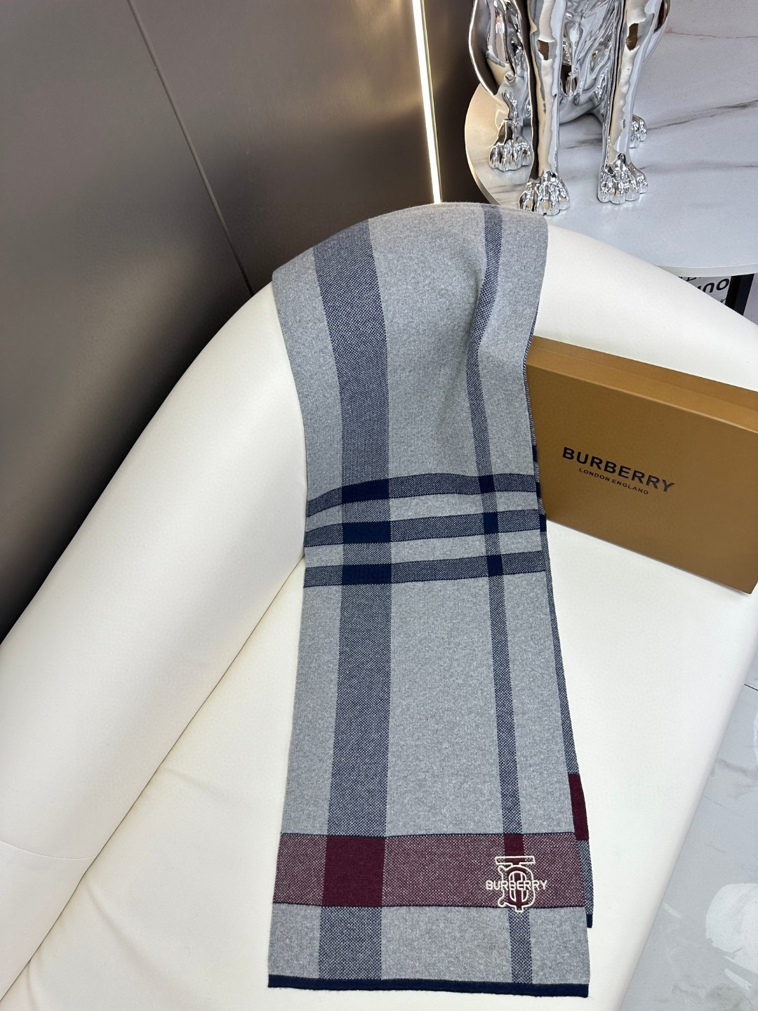 Burberry Scarf - view 4