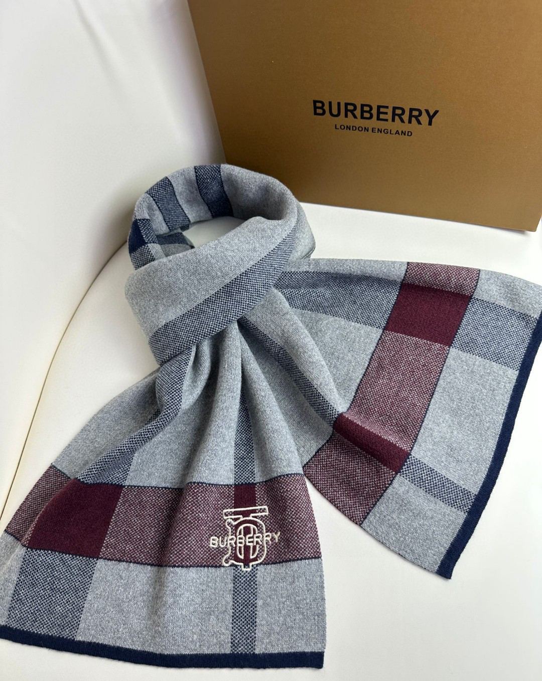 Burberry Scarf - view 7