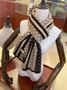 Scarf - view 2