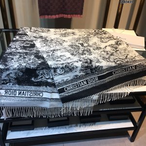 Dior Shawl - view 3