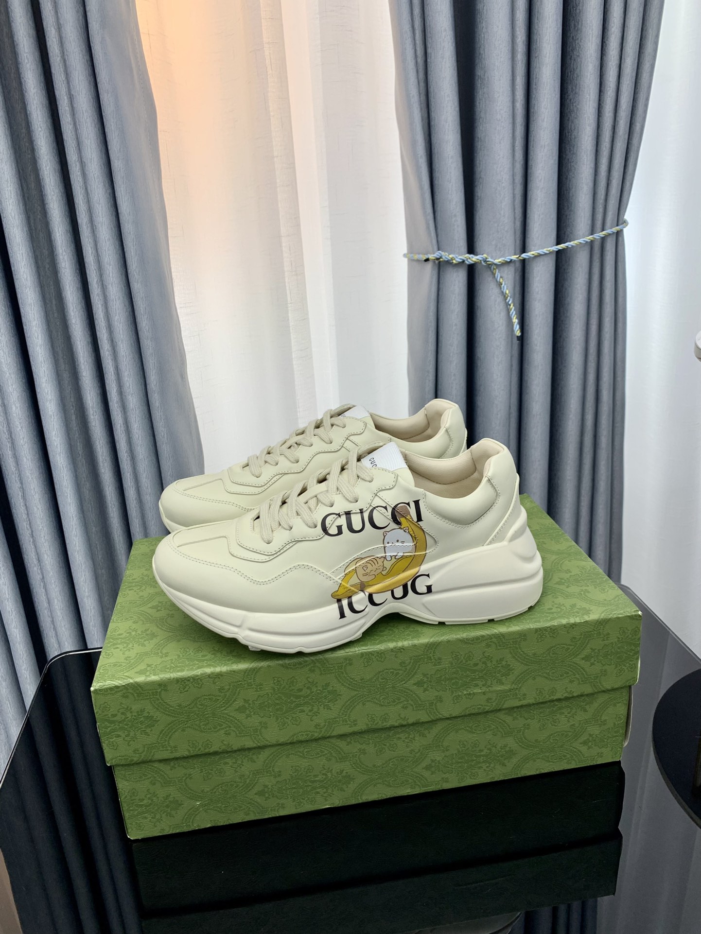 Sneakers - view 4