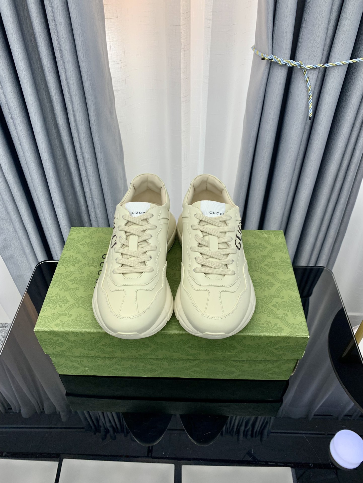 Sneakers - view 6