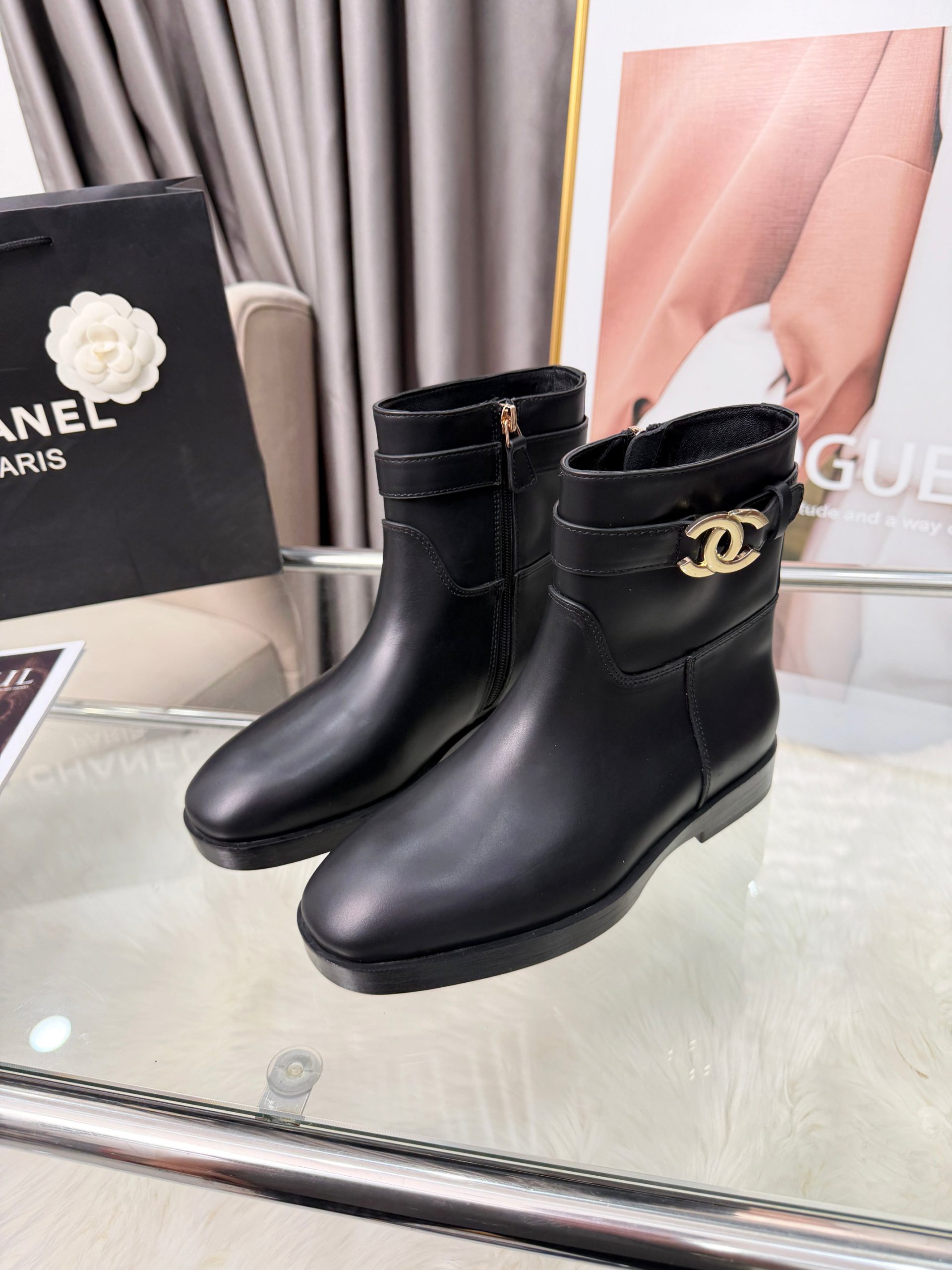 Boots - view 1