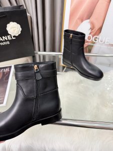 Boots - view 4