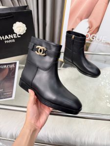 Boots - view 9