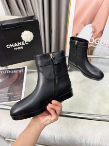 Boots - view 10
