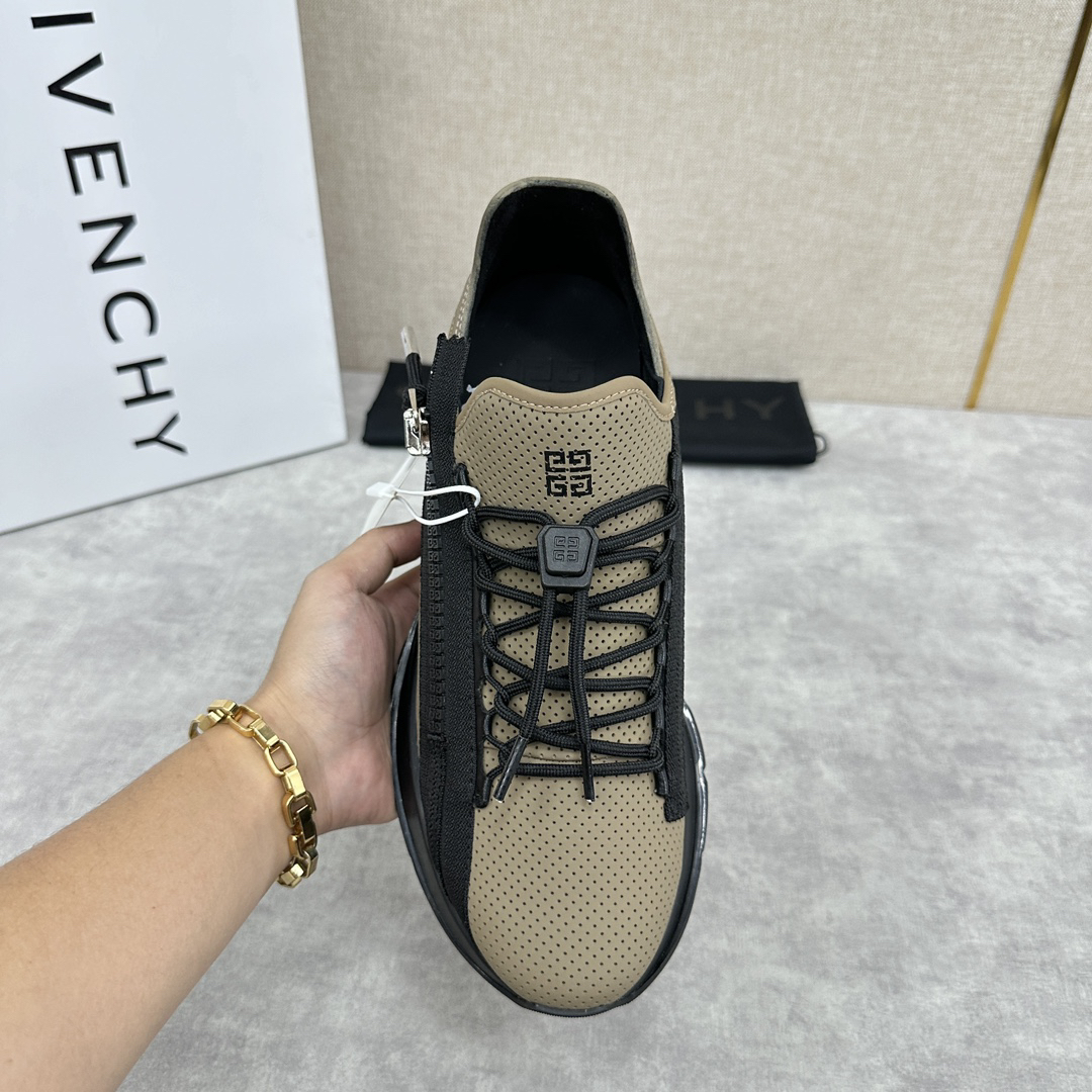 Shoes - view 5