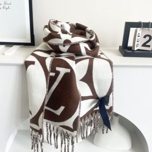 Louis Vuitton Scarf - view 8