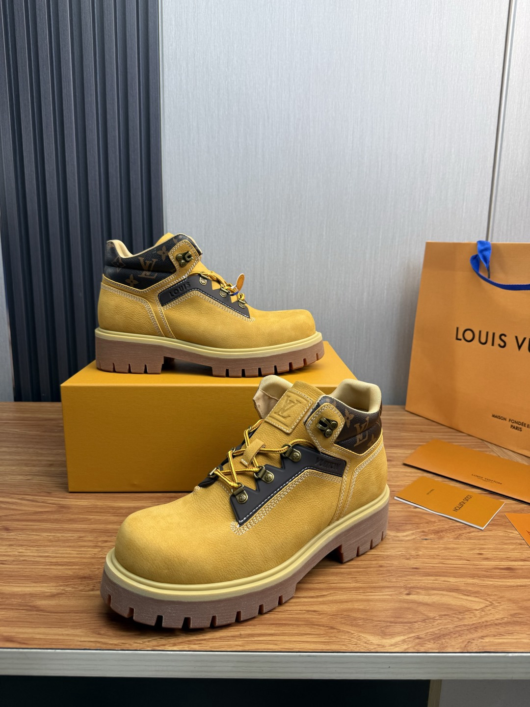 Louis Vuitton Boots - view 4