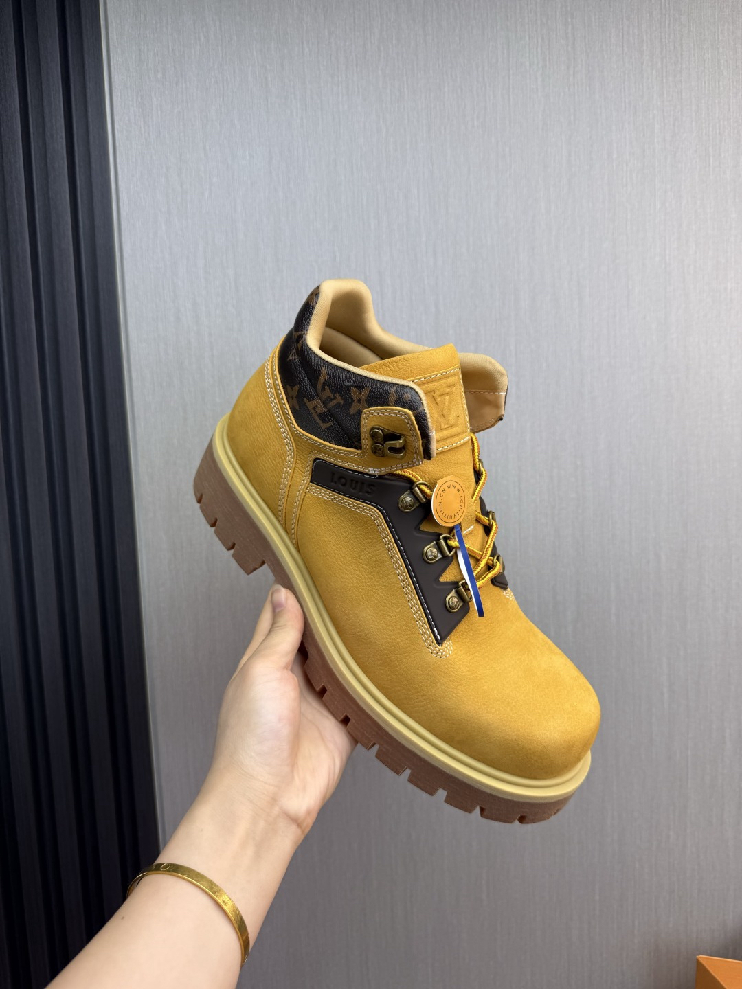 Louis Vuitton Boots - view 8