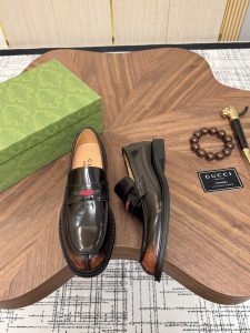 Gucci Shoes - view 2