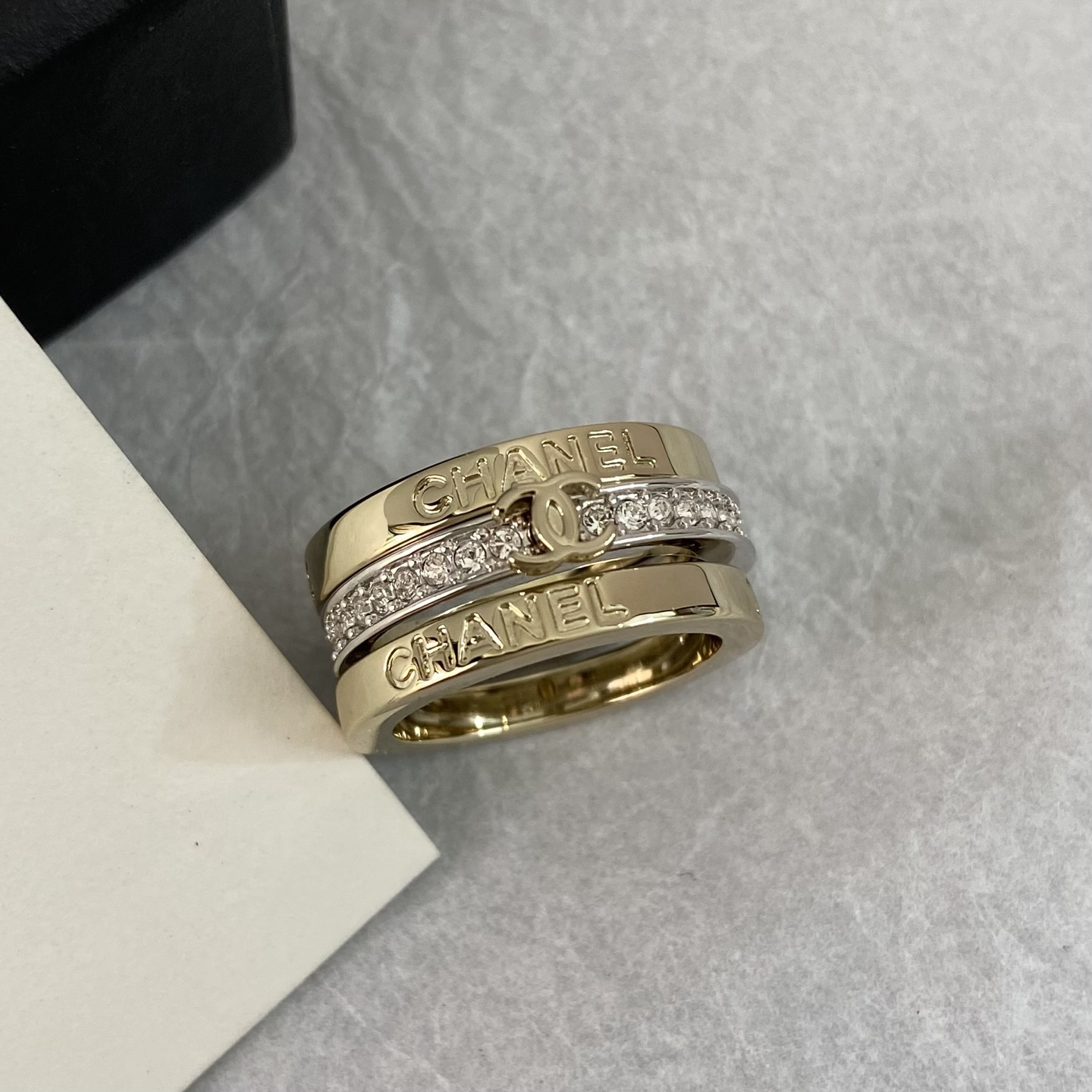 Ring - view 3