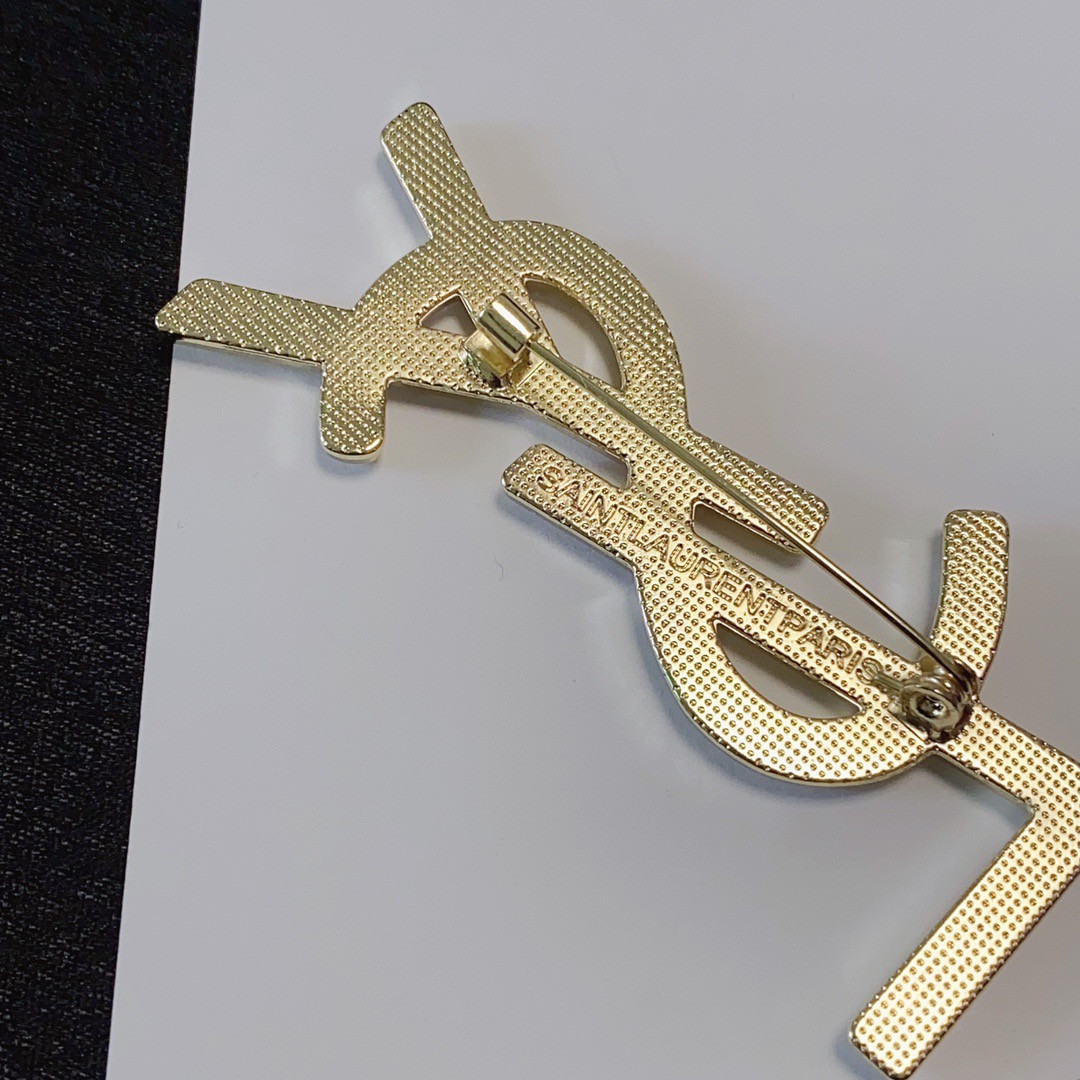 Saint Laurent Brooch - view 5