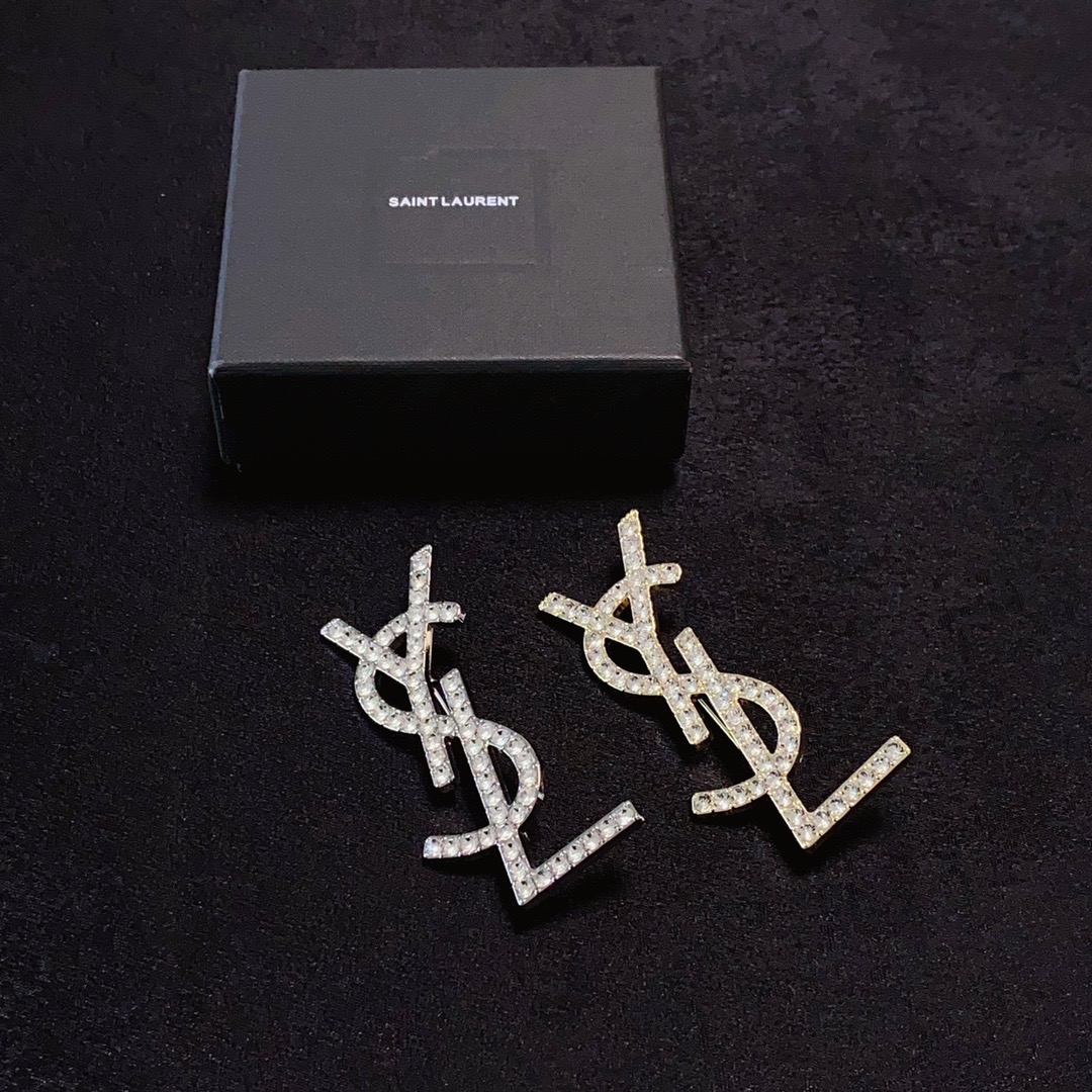 Saint Laurent Brooch - view 9