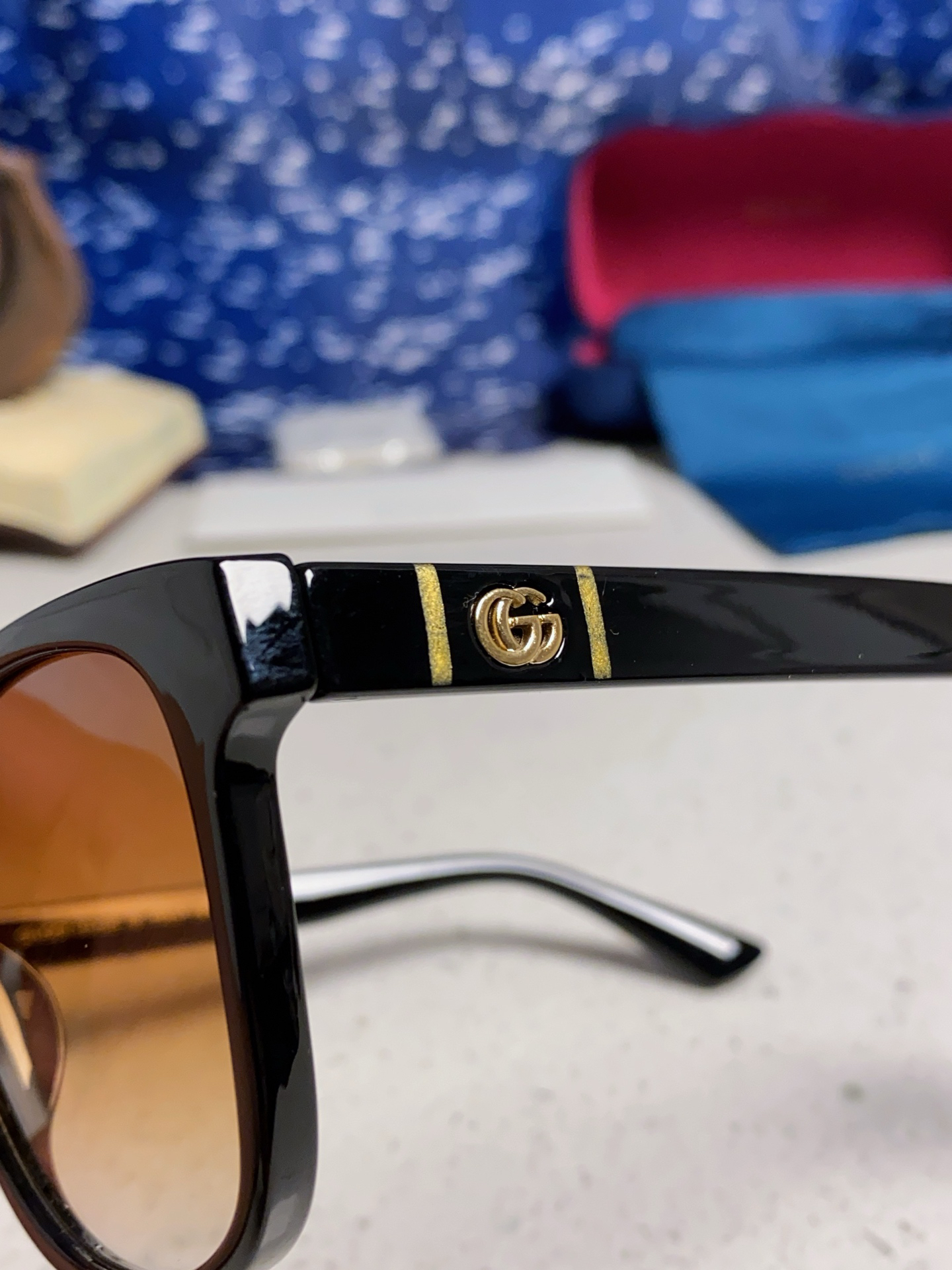 Sunglasses - view 7