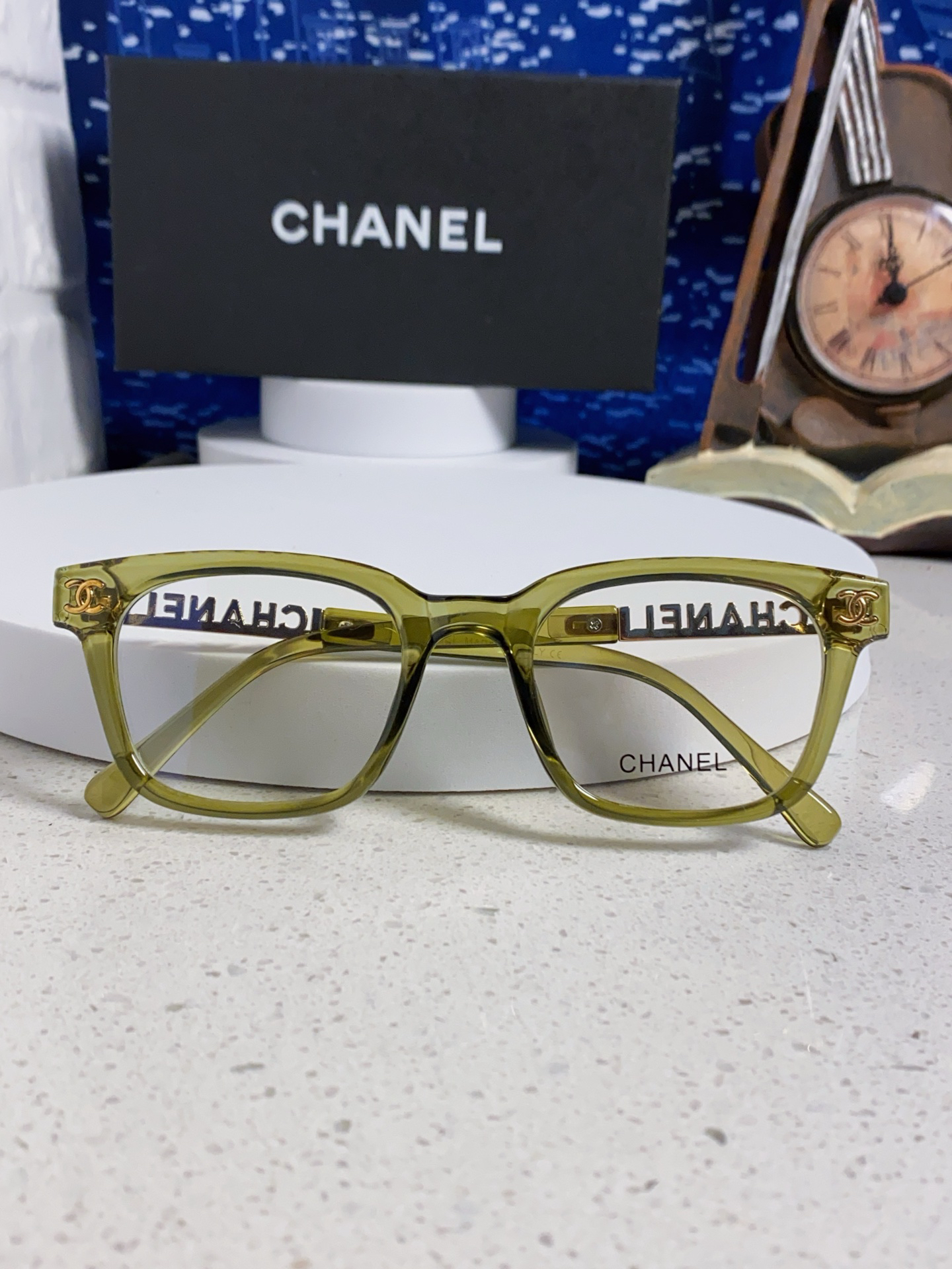 Optical Frames - view 9