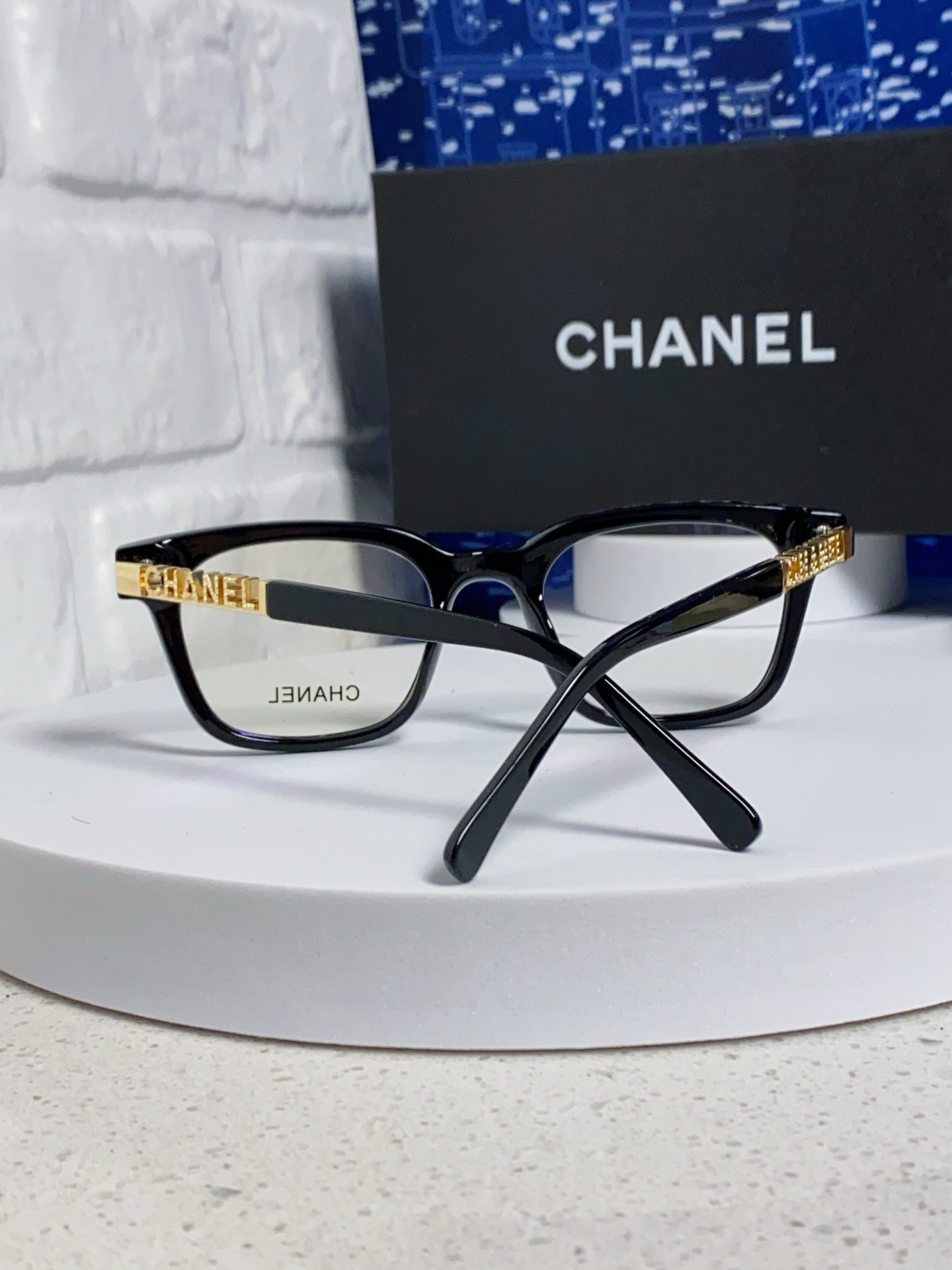 Optical Frames - view 3