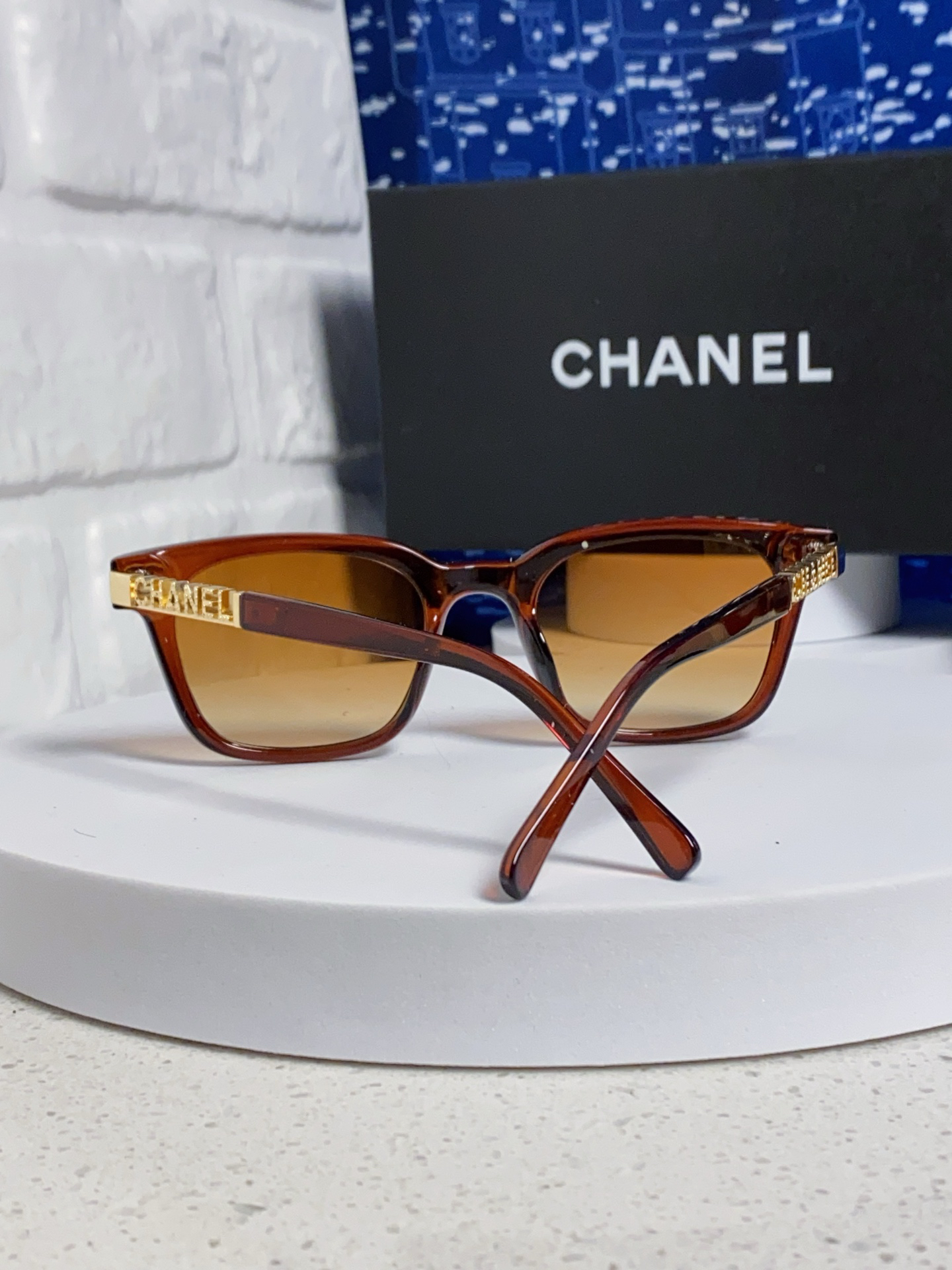Optical Frames - view 3