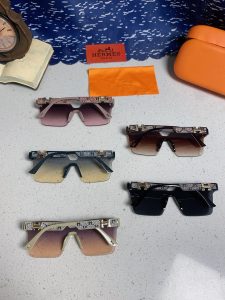 Hermès Sunglasses - view 11