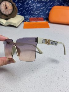 Hermès Sunglasses - view 6