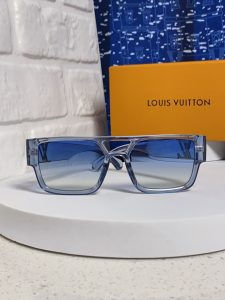 Louis Vuitton Sunglasses - view 2