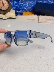 Louis Vuitton Sunglasses - view 6