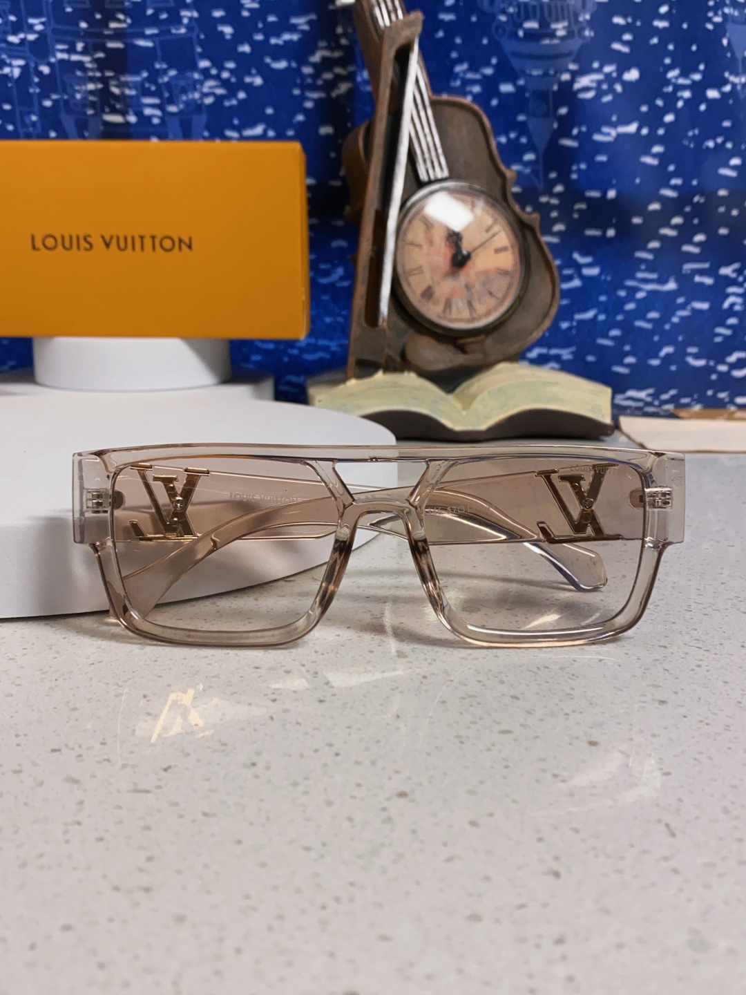 Louis Vuitton Sunglasses - view 9