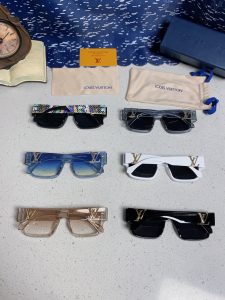 Louis Vuitton Sunglasses - view 11
