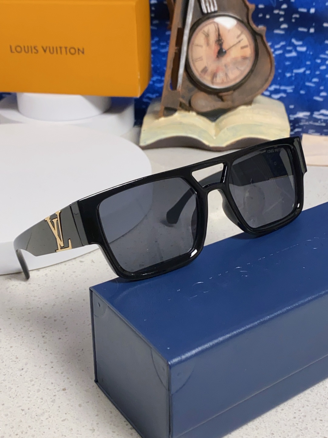 Louis Vuitton Sunglasses - view 10