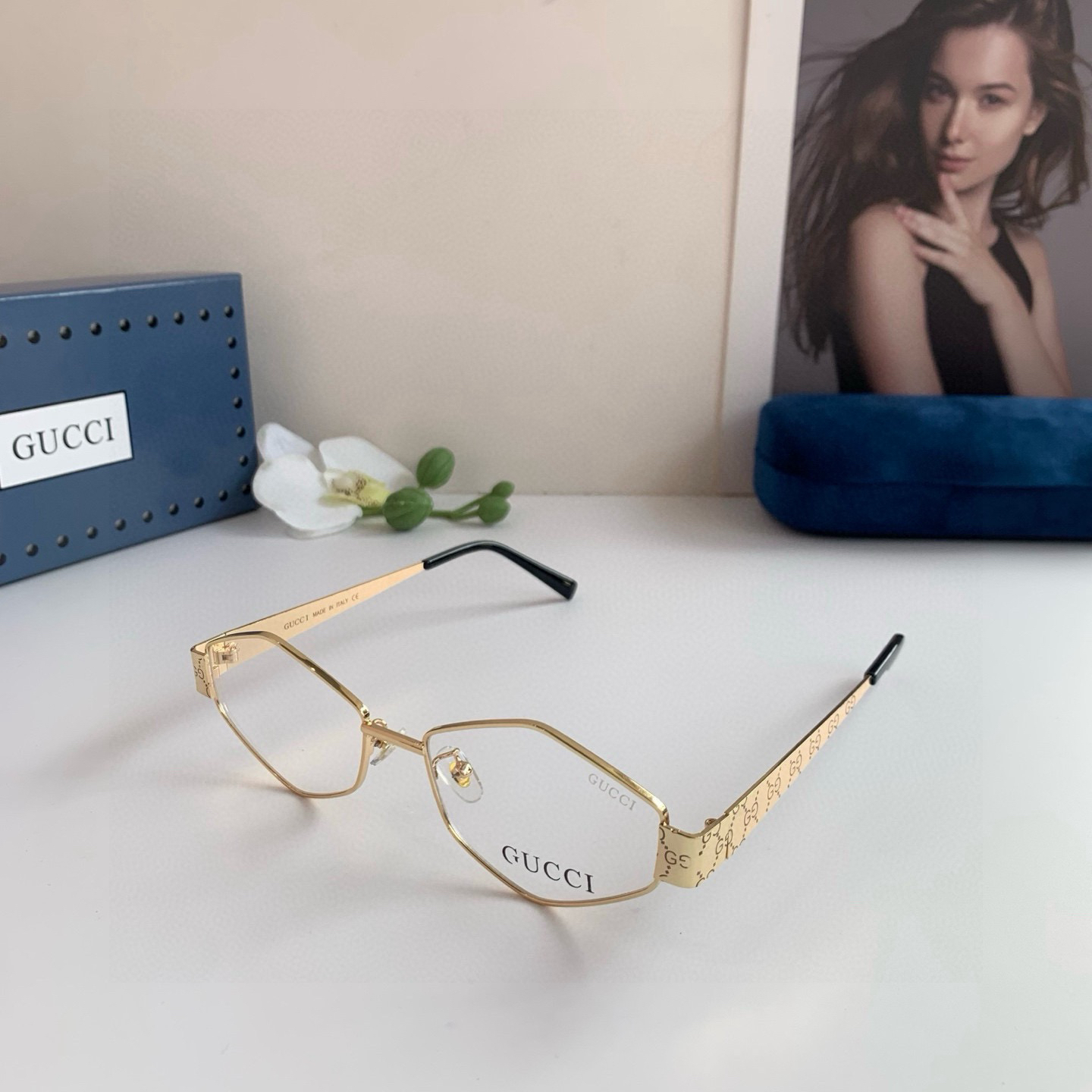 Gucci Sunglasses - view 2