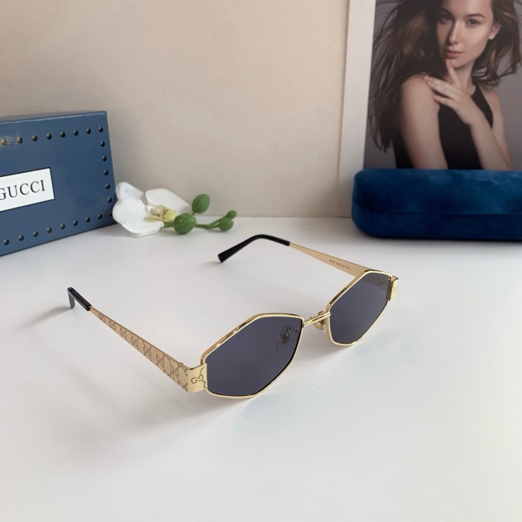 Gucci Sunglasses - view 1