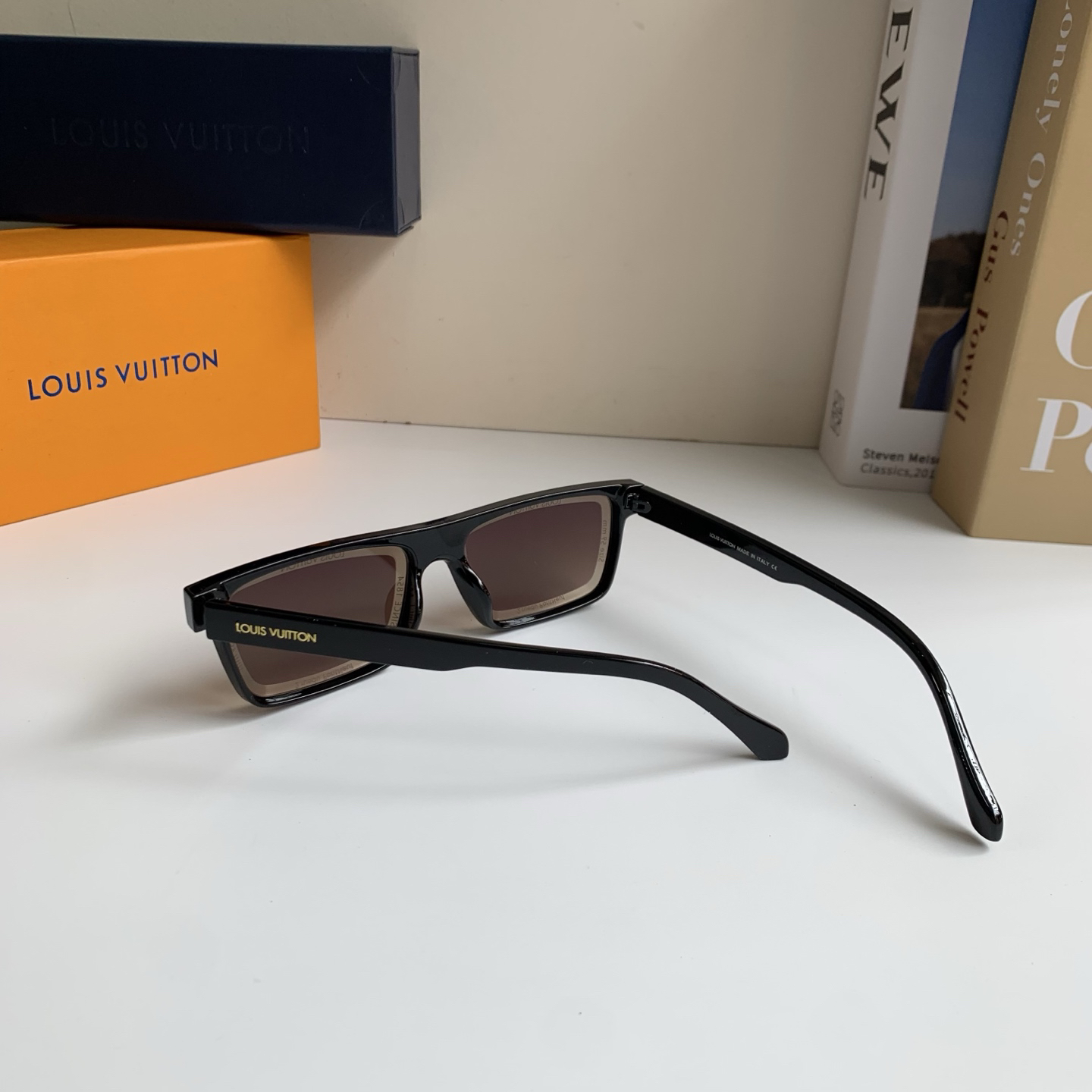Louis Vuitton Sunglasses - view 6