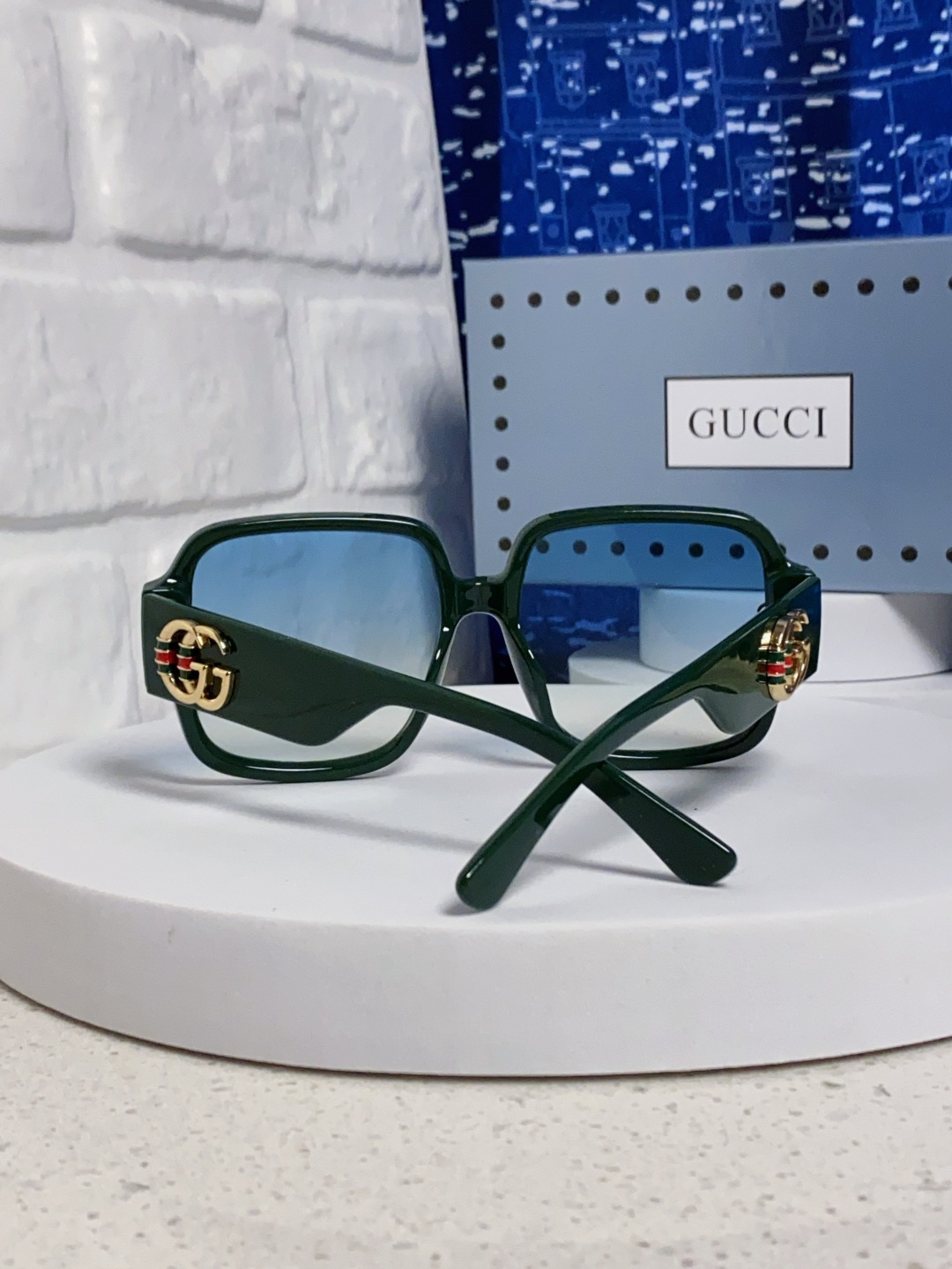 Gucci Sunglasses - view 3