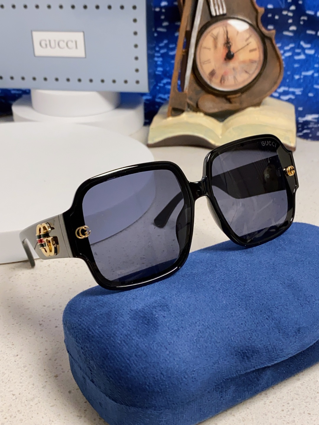 Gucci Sunglasses - view 10