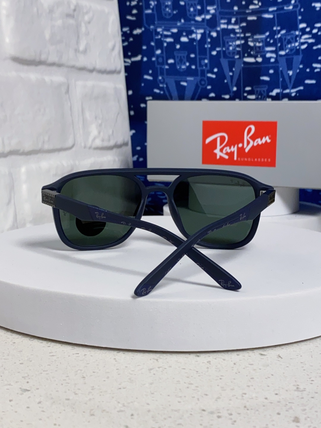 Sunglasses - view 3