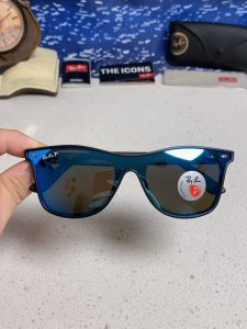 Sunglasses - view 4