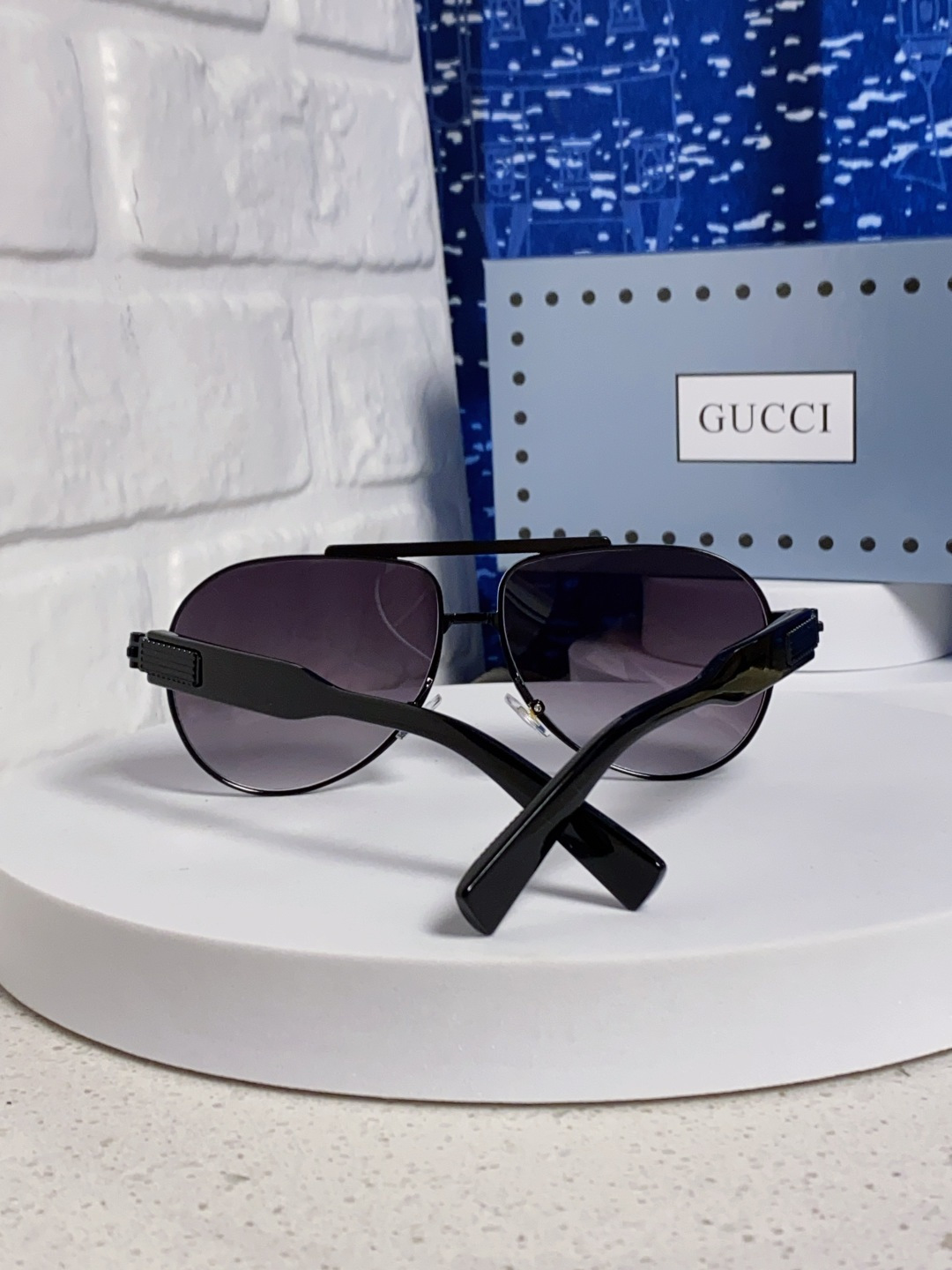 Gucci Sunglasses - view 3