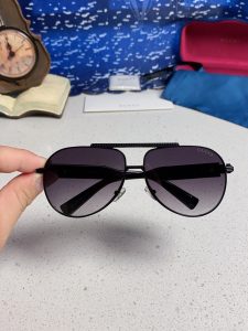 Gucci Sunglasses - view 4